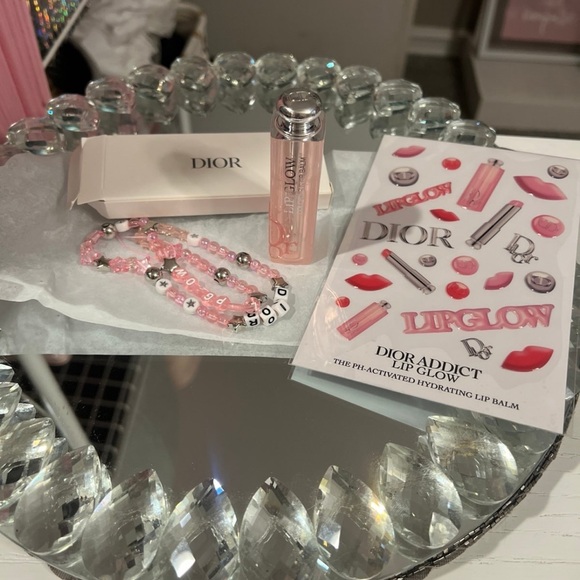 Dior Pink Color Reviving Balm in 001 Pink with Phone Bracelet & Stickers - Picture 3 of 5